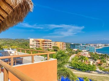Lujoso Penthouse Amueblado Frente al Mar en Punta Esmeralda | Bucerias Nayarit