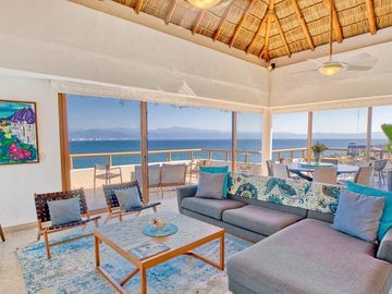 Lujoso Penthouse Amueblado Frente al Mar en Punta Esmeralda | Bucerias Nayarit