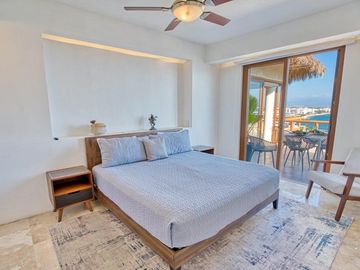 Lujoso Penthouse Amueblado Frente al Mar en Punta Esmeralda | Bucerias Nayarit