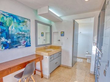 Lujoso Penthouse Amueblado Frente al Mar en Punta Esmeralda | Bucerias Nayarit