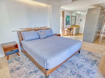 Lujoso Penthouse Amueblado Frente al Mar en Punta Esmeralda | Bucerias Nayarit