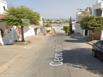 ¡¡Atención Inversionistas!! Venta de Casa en Remate Bancario, Col. Culiacán, Sinaloa, México
