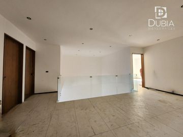 Moderna y espaciosa casa en Monte Magno