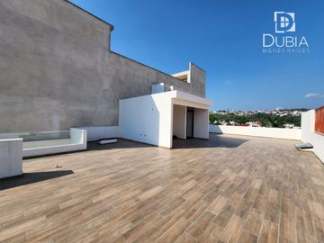 Moderna y espaciosa casa en Monte Magno
