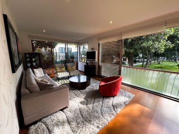 VENTA DE DEPARTAMENTO EN LA AURORA – MIRAFLORES - VISTA AL PARQUE