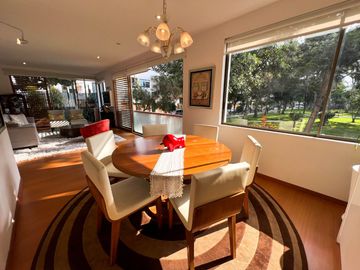 VENTA DE DEPARTAMENTO EN LA AURORA – MIRAFLORES - VISTA AL PARQUE