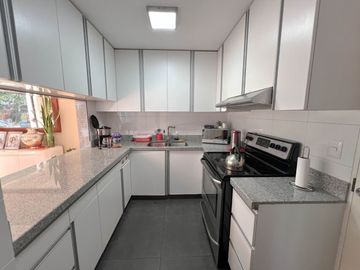 VENTA DE DEPARTAMENTO EN LA AURORA – MIRAFLORES - VISTA AL PARQUE