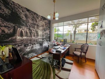 VENTA DE DEPARTAMENTO EN LA AURORA – MIRAFLORES - VISTA AL PARQUE