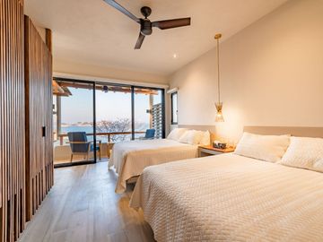Amanecer with Rooftop Condo