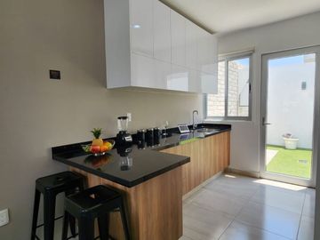 CASA EN VENTA, EN EL MARQUES, QUERETARO