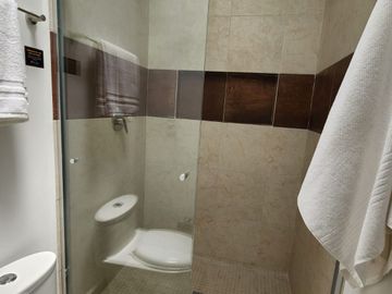 CASA EN VENTA, EN EL MARQUES, QUERETARO