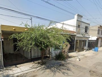 Casa en venta en San Nicolás de los Garza, Nuevo León. mm