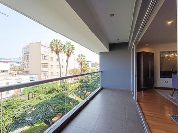 ¡Oportunidad Única! Hermoso Flat en Venta en Central Park - San Isidro