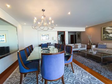 ¡Oportunidad Única! Hermoso Flat en Venta en Central Park - San Isidro