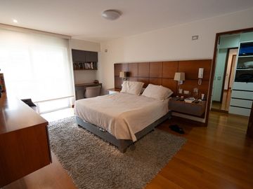 ¡Oportunidad Única! Hermoso Flat en Venta en Central Park - San Isidro