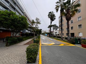 ¡Oportunidad Única! Hermoso Flat en Venta en Central Park - San Isidro