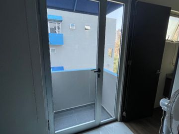VENTA PH TIPO TOWN HOUSE EN ZONA ESMERALDA ATIZAPAN DE ZARAGOZA CON BALCON Y AREAS VERDES