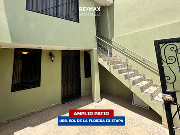 Moderna Casa Con Vista A Parque - Sol De La Florida (Ica)