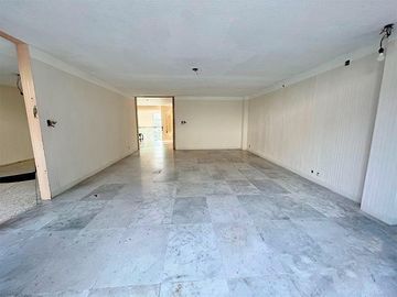 SE VENDE CASA EN LOMAS DE TECAMACHALCO NAUCALPAN