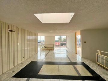 SE VENDE CASA EN LOMAS DE TECAMACHALCO NAUCALPAN