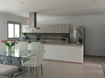 CASA EN VENTA EN CUERNAVACA EN DELICIAS