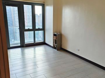 Studio Unit For Sale - Greenbelt Hamilton