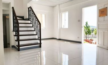 Pre-selling 5 Bedrooms Ella with Balcony Unit at Camella Santiago