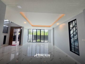 บ้านเดี่ยว2ชั้นซอยบุญศิริ15 ถนนสุขุมวิท ซอย27 (บ้านใหม่หลังมุม)