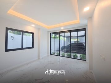 บ้านเดี่ยว2ชั้นซอยบุญศิริ15 ถนนสุขุมวิท ซอย27 (บ้านใหม่หลังมุม)