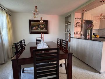 SE VENDE CASA EN ANTIGUA REAL