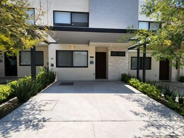 CASA EN VENTA, EN EL MARQUES, QUERETARO
