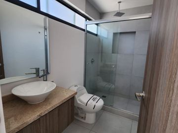 CASA EN VENTA, EN EL MARQUES, QUERETARO
