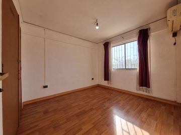 Oportunidad de Linda Casa en Sector Residencial cercana a Avda. Principal de Maipú, comuna de Maipú.