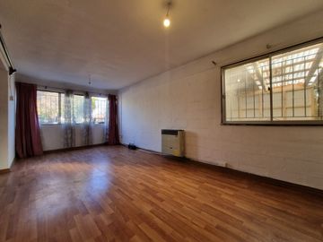 Oportunidad de Linda Casa en Sector Residencial cercana a Avda. Principal de Maipú, comuna de Maipú.