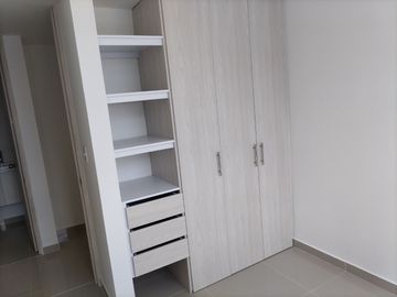 APARTAMENTO EN RENTA CONJUNTO DOS MADEROS ZONA ORIENTE DE NIEVA