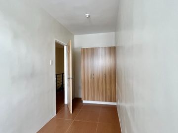 Affordable 3 Bedroom End Unit House & Lot in Molino Bacoor Cavite Near Vista Mall