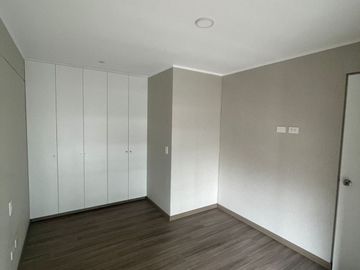 Alquiler Departamento con Piscina y Áreas Exclusivas Av Aramburú, Surquillo