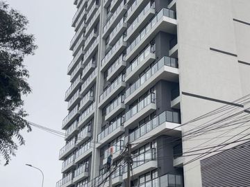 Alquiler Departamento con Piscina y Áreas Exclusivas Av Aramburú, Surquillo