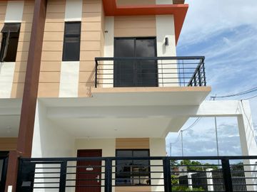 Affordable Corner Unit 3 Bedroom House and Lot in Bacoor Cavite Near Vista Mall