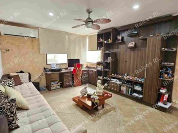 CASA EN VENTA EN SAMBORONDON KM. 2 1/2