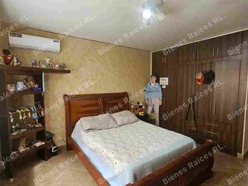 CASA EN VENTA EN SAMBORONDON KM. 2 1/2