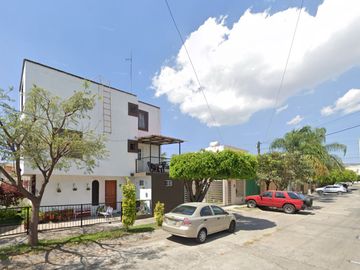 VENTA DE CASA EN ZAPOPAN