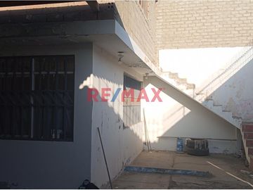 ID: 1132139 Vendo Casa Como Terreno En San Juan - Chimbote