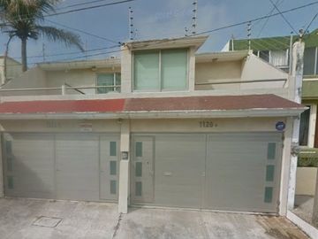 VENTA DE CASA  COLONIA CENTRO COATZACOALCOS VERACRUZ