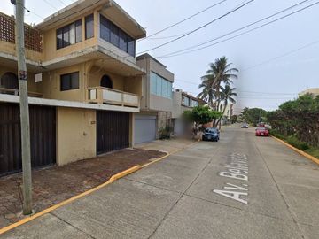 VENTA DE CASA  COLONIA CENTRO COATZACOALCOS VERACRUZ