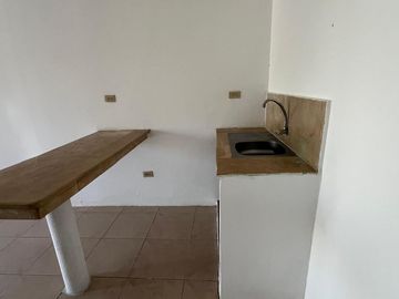 URBANIZACION SOLIMAR, SALINAS VIA PUNTA CARNERO VENDO BONITA VILLA DE UNA PLANTA, DOS DORMITORIOS, CLUB SOCIAL. OPORTUNIDAD