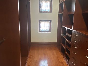 Espectacular Casa en Venta en Bosques de La Herradura.