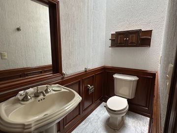 Espectacular Casa en Venta en Bosques de La Herradura.