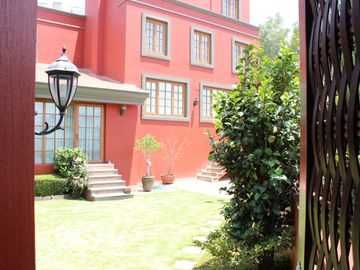 Espectacular Casa en Venta en Bosques de La Herradura.