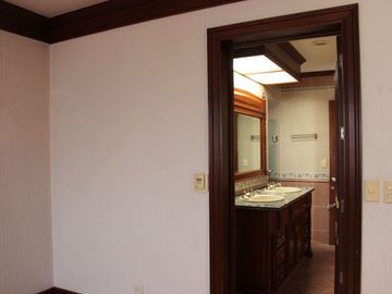 Espectacular Casa en Venta en Bosques de La Herradura.